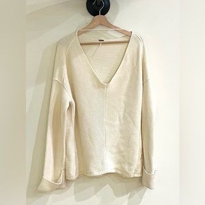Cozy off white v neck sweater